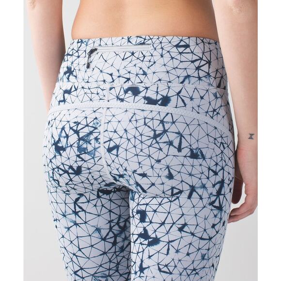 Lululemon Pedal Pace Crop Star Crushed Print – Size 4 - Picture 2 of 6